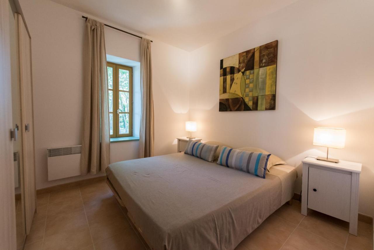 Hotel Le Relais De Pigasse à Ouveillan Extérieur photo