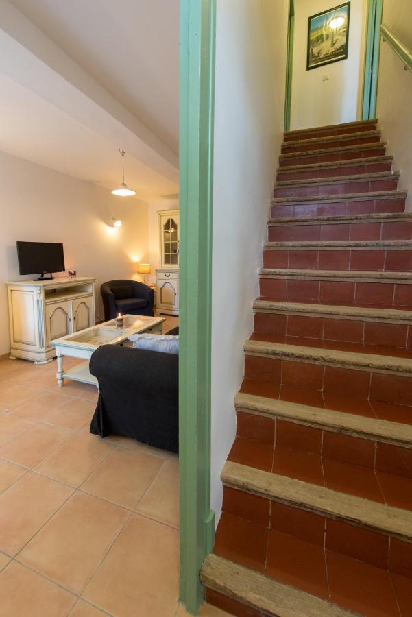 Hotel Le Relais De Pigasse à Ouveillan Extérieur photo