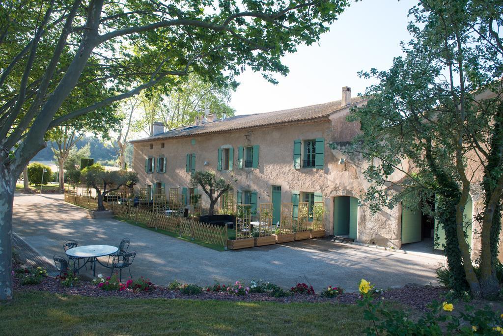 Hotel Le Relais De Pigasse à Ouveillan Extérieur photo